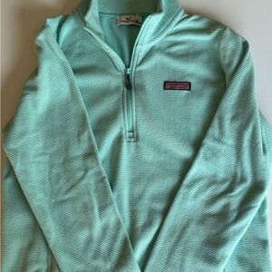 Girl’s vineyard vine quarter zip pull over, size medium, color greenish